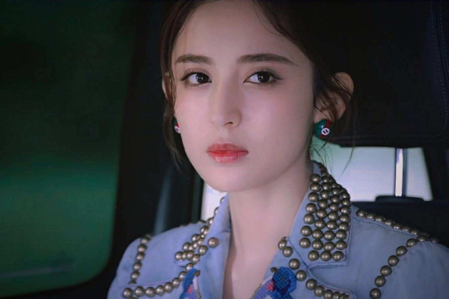 Ghế sweetbox CGV là gì? Cách đặt vé xem phim ghế Sweetbox giá rẻ